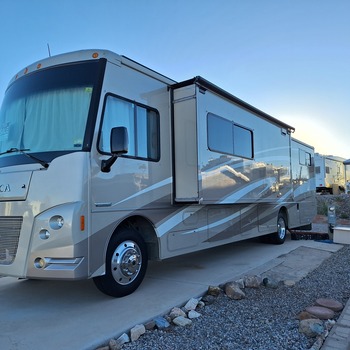 Thumbnail of RV