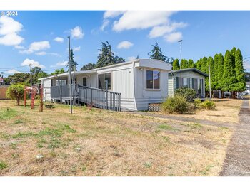 Thumbnail of mobile home