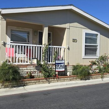 Thumbnail of mobile home