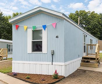 Thumbnail of mobile home