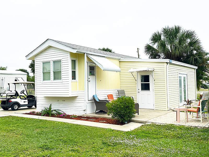 Photo of Mobile Home