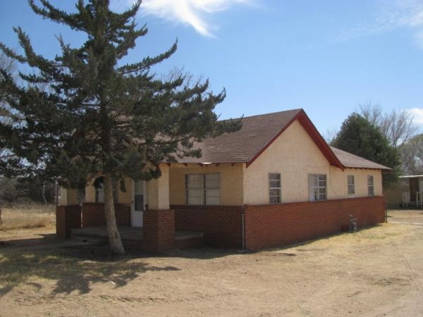3 bedroom home on property