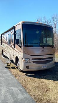 Thumbnail of RV
