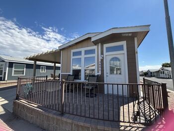 Thumbnail of mobile home