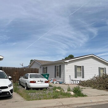 Thumbnail of mobile home