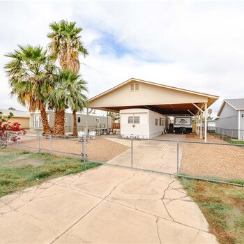 Thumbnail of mobile home