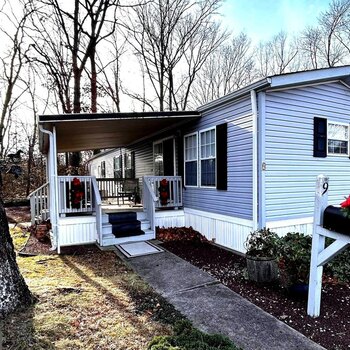 Thumbnail of mobile home