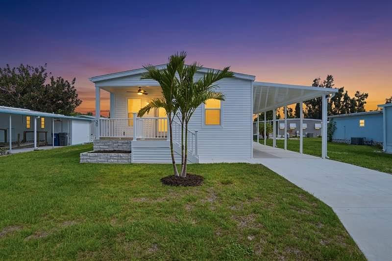 Photo of Mobile Home