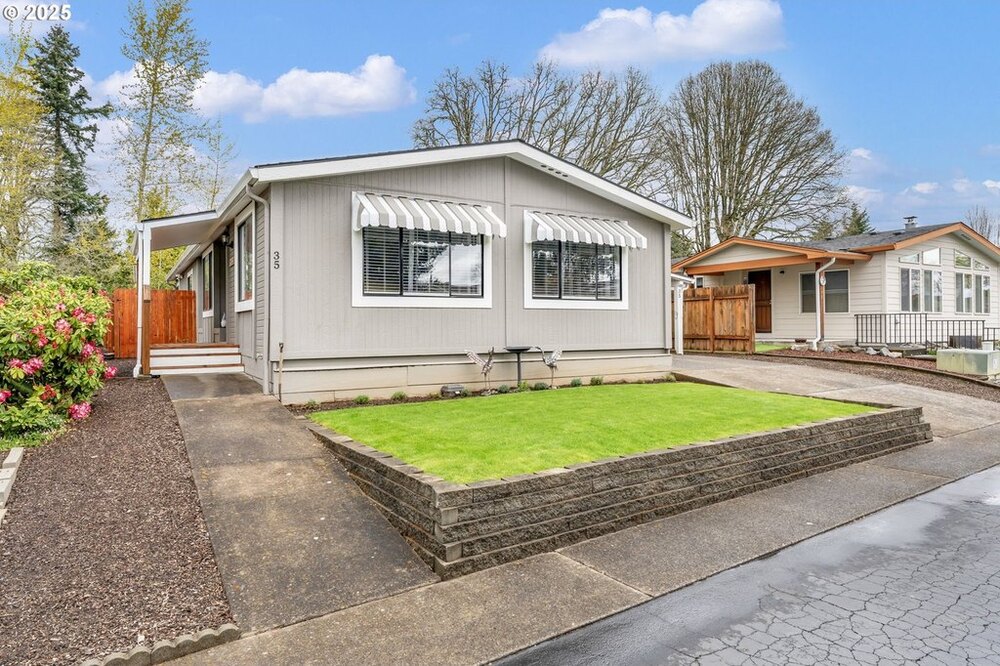 Photo of Mobile Home