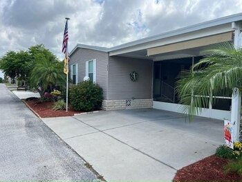 Thumbnail of mobile home