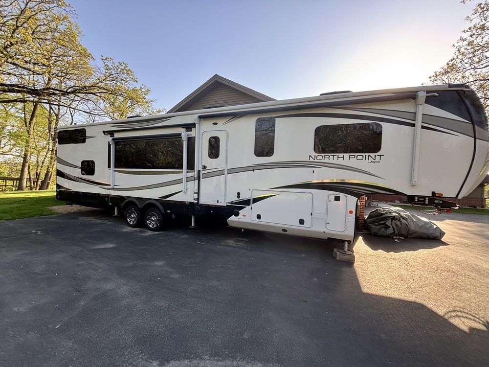 Photo of Rv