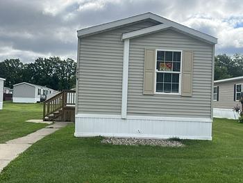 Thumbnail of mobile home