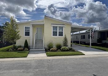 Thumbnail of mobile home
