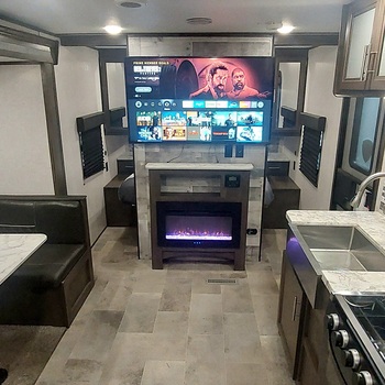 Thumbnail of RV
