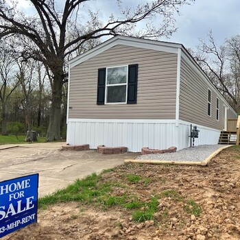 Photo of For Sale: 4-bedroom, 2-bathroom |  Centralia 95