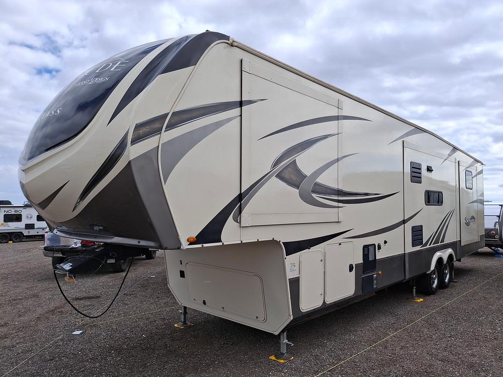 Photo of Rv
