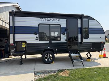 Thumbnail of RV