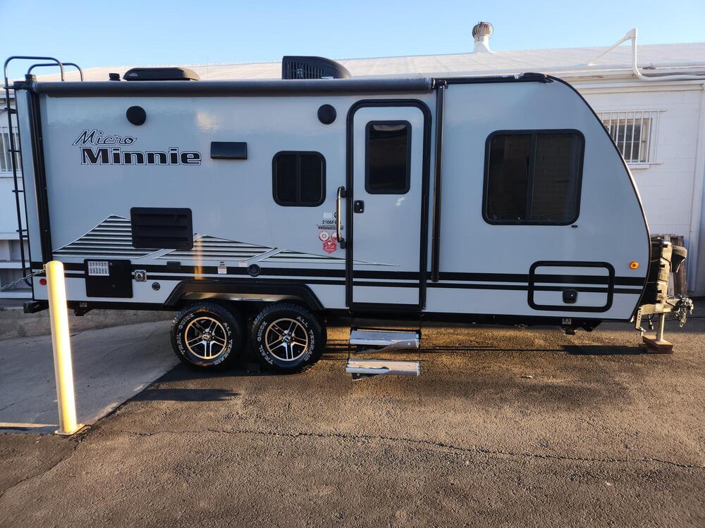 Photo of Rv