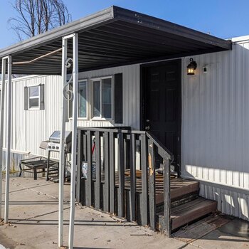 Thumbnail of mobile home