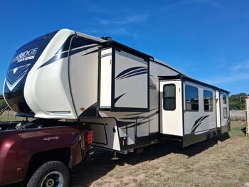 Thumbnail of RV
