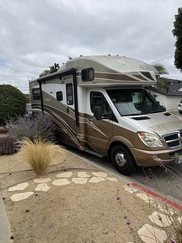 Thumbnail of RV