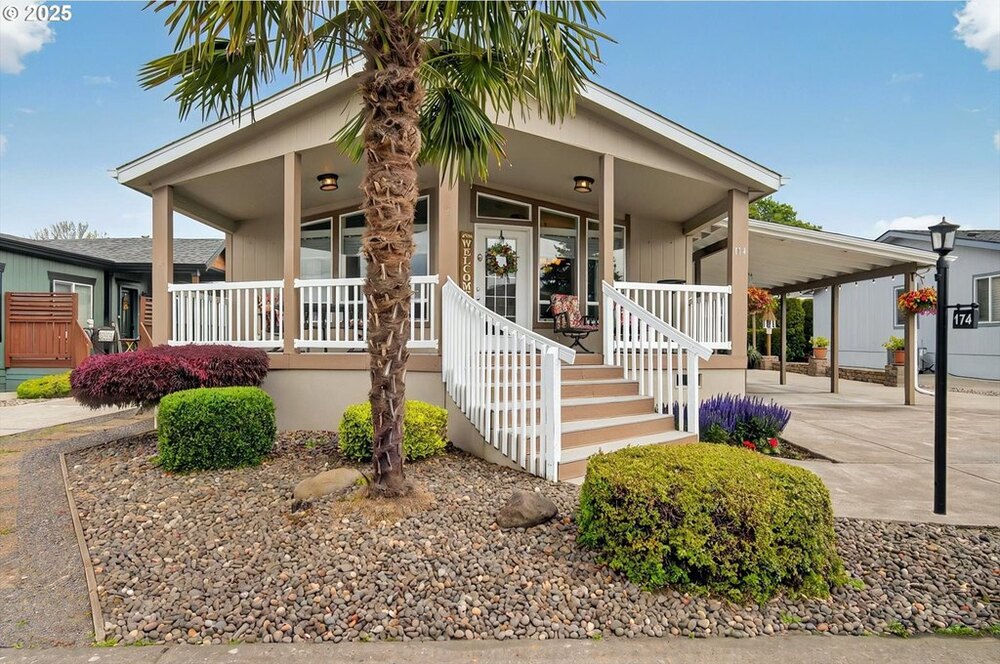 Photo of Mobile Home