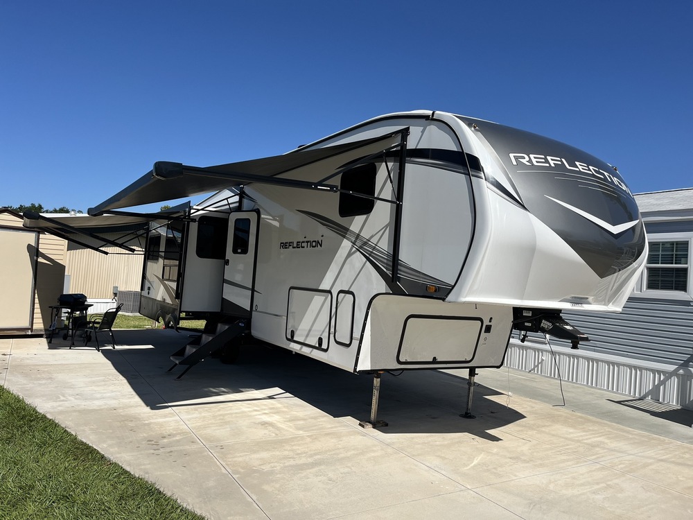 Photo of Rv