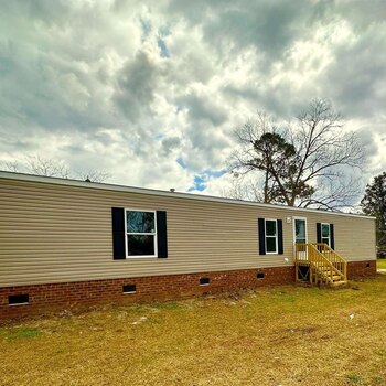 Thumbnail of mobile home