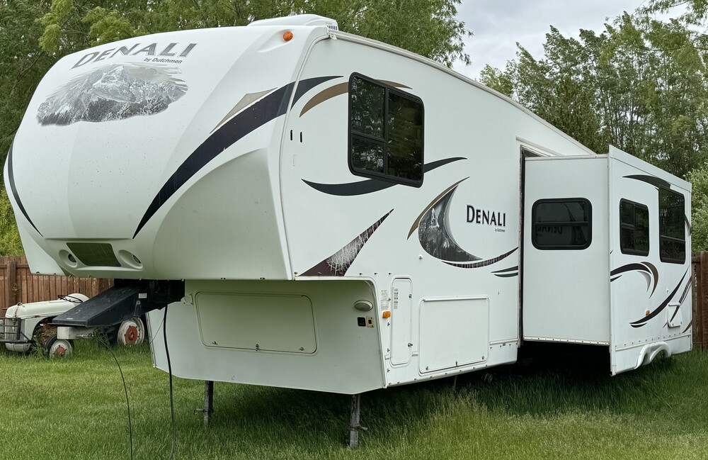 Photo of Rv
