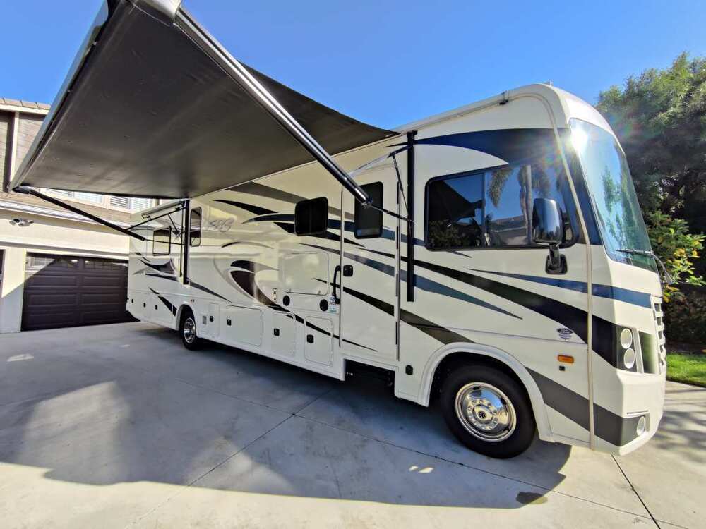Photo of Rv