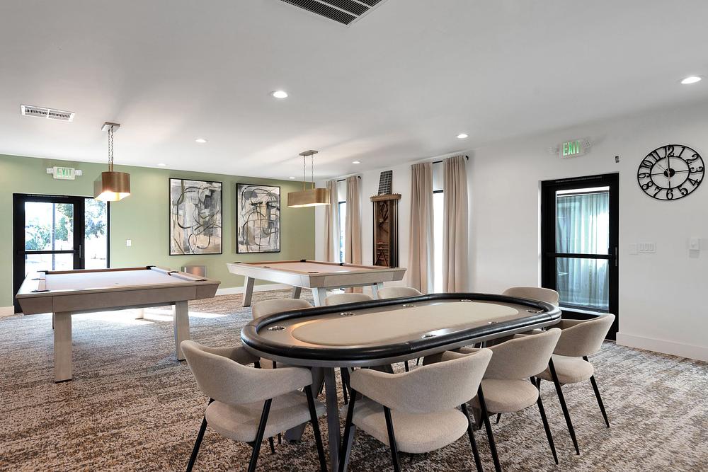 2050 W Dunlap Ave Phoenix AZ 85021 USA Dining room 2050Dunlap 81