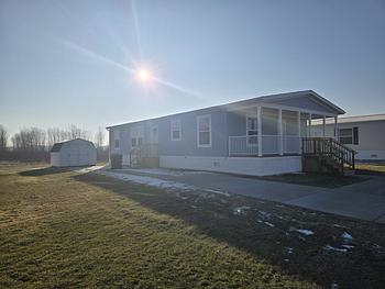 Thumbnail of mobile home