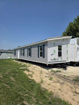 Thumbnail of mobile home