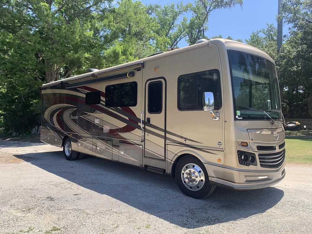 Photo of Rv