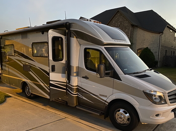 Thumbnail of RV