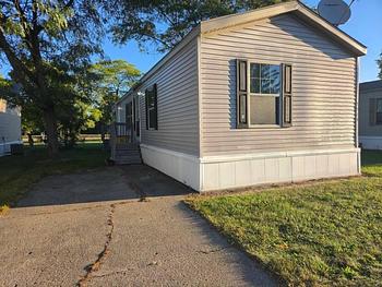 Thumbnail of mobile home