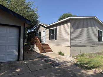Thumbnail of mobile home