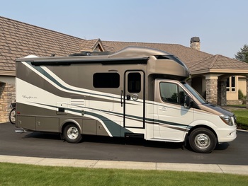 Thumbnail of RV