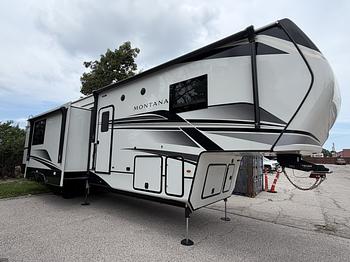 Thumbnail of RV