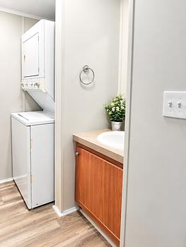 Photo of For Rent: 2-bedroom, 1-bathroom | Lawrence 23