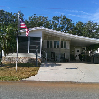 Lake Griffin Harbor Village