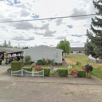 Thumbnail of mobile home