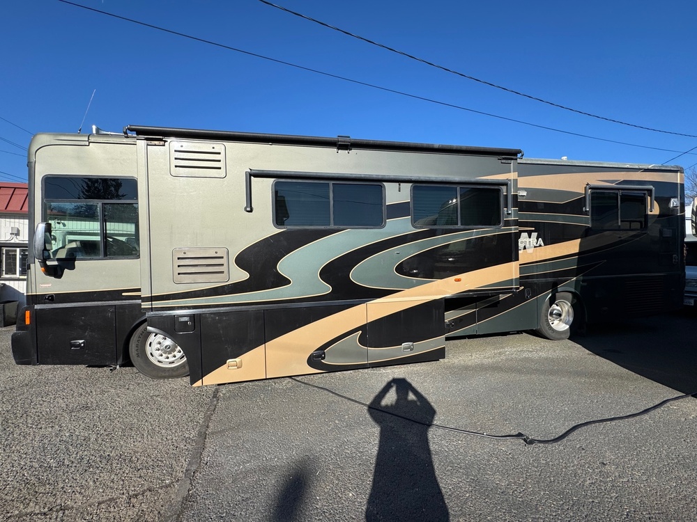 Photo of Rv