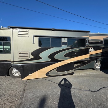 Thumbnail of RV