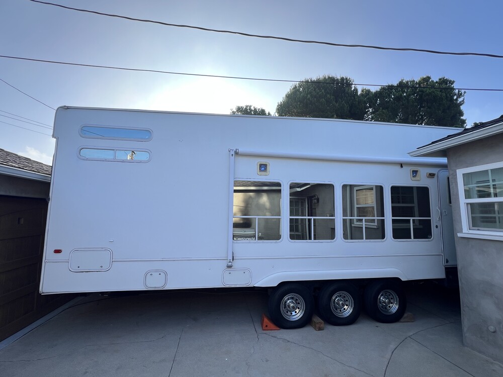 Photo of Rv