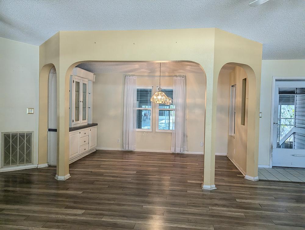 Strawberry Ridge Village