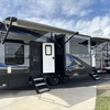 RV for Sale: 2017 FUZION 371
