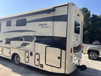 Thumbnail of RV