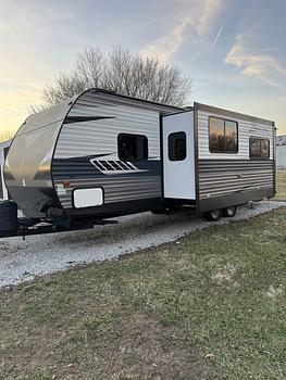 Thumbnail of RV