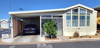 Thumbnail of mobile home